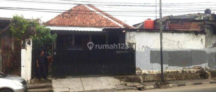 Rumah Jalan Raya Tambak jakarta pusat 1