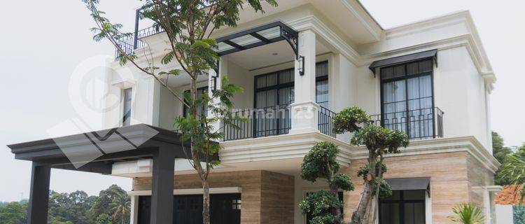 Rumah Mewah 3 Lantai Depan Lapangan Golf Pegunungan di Sentul 1