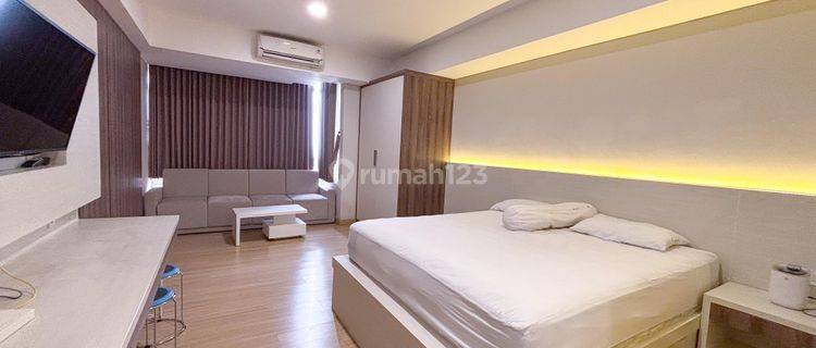 Disewakan Apartemen Mewah Full Furnished Lt 18 Dekat Alam Sutera 1