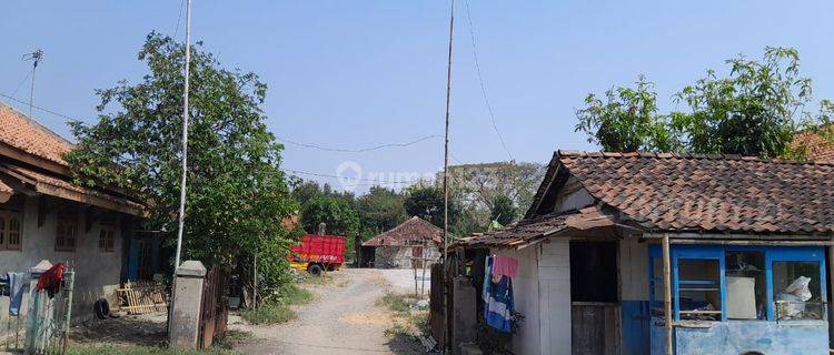 Gudang Luas Dan Strategis Di Suradadi 1