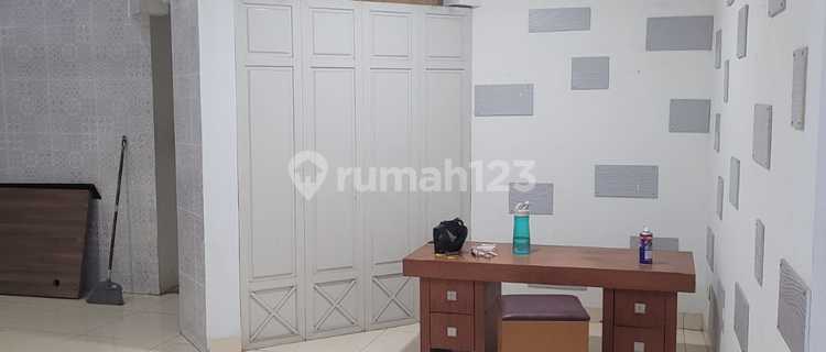 For Rent Semi Furnished House in Bsd Giriloka 1