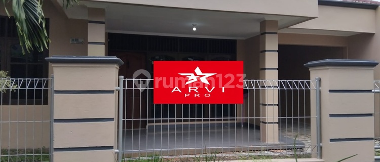 Rumah Bagus 2 Lantai Strategis di Bekasi Timur 1