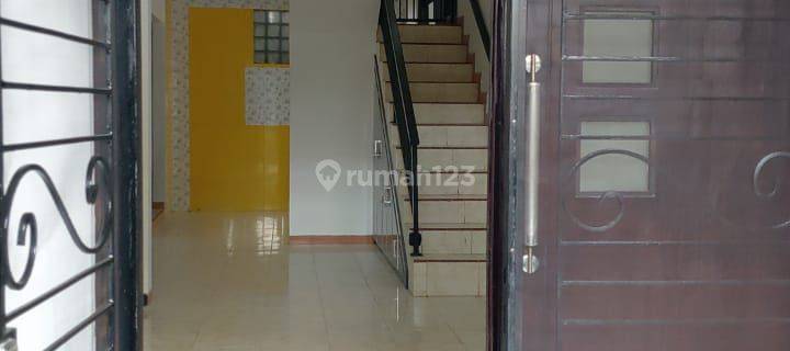 Rumah Semi Furnished Bagus di jatibening estate  bekasi, Jatibening 1