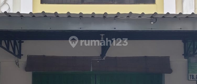 Shop House for Sale Raya Darmo Surabaya: The Golden Location for Your Business 1