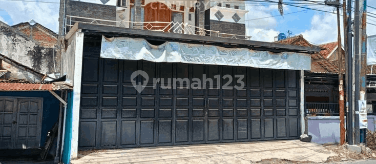 Shop House 370 M2 Land Area on Jogja Wonosari Street, Only 1 Km Access to Ring Road. 1