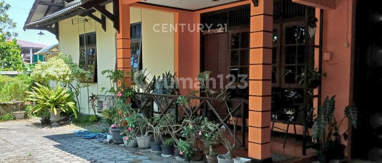 Rumah LB 200m2 Di Ngaglik Hanya 100m Ke Jalan Kaliurang 1