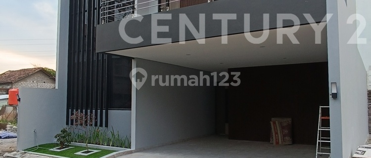 Dijual Rumah Vila, Lokasi Dekat Ringroad  Dan UGM 1