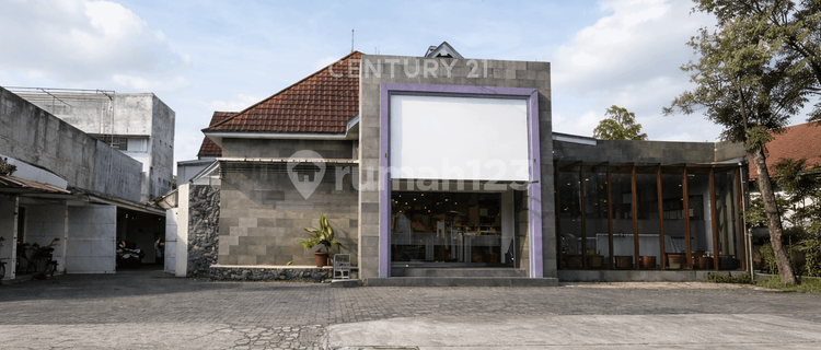 House 500M2 in Kotabaru Ideal for Business Ventures 1