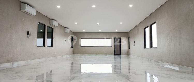 Shop House Suitable for Business and Office Jl. Puri Anjasmoro West Semarang - 10365 1