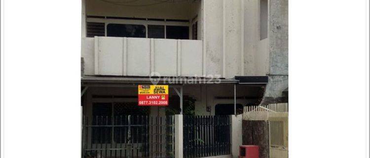 Rumah 3KT 2lantai pekunden semarang L9248an 1