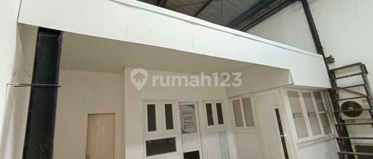 Ready-to-Use Warehouse in North Semarang 1