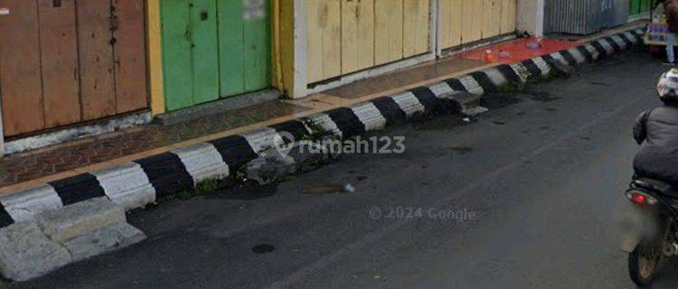 Toko Di Demak Eks Toko Roti 1