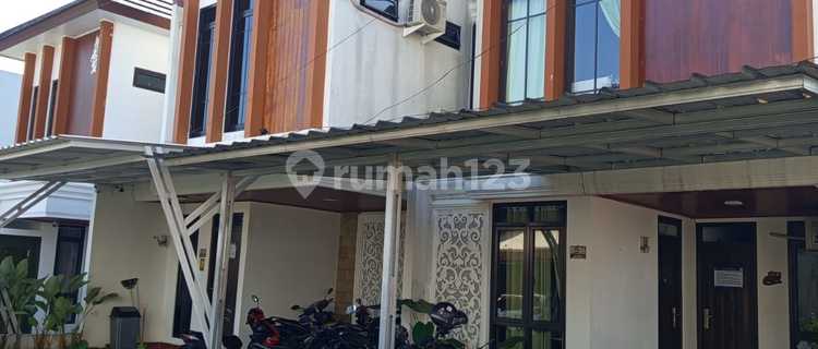 Investment in Tsurayya 8-Room Hostel Fully Occupied, 62 882-1433-9709 1