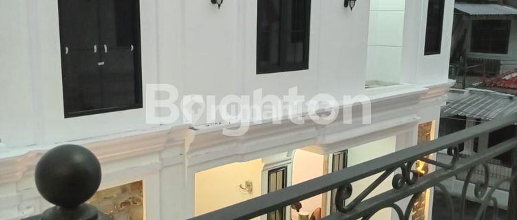 CLASSIC RESIDENCE IN SOUTH JAKARTA 1