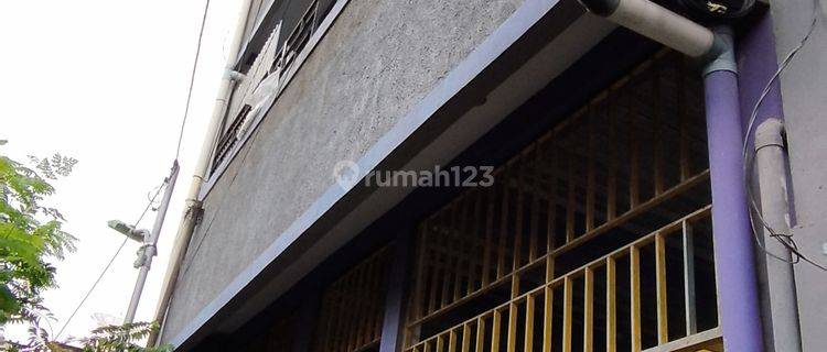 Rumah Tinggal Plus Kos 29 Kamar 4 Lantai SHM Kerendang Jemb. Lima 1