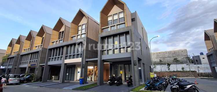 For Rent 3-Story Shop House in Delrey Biztown BSD 1