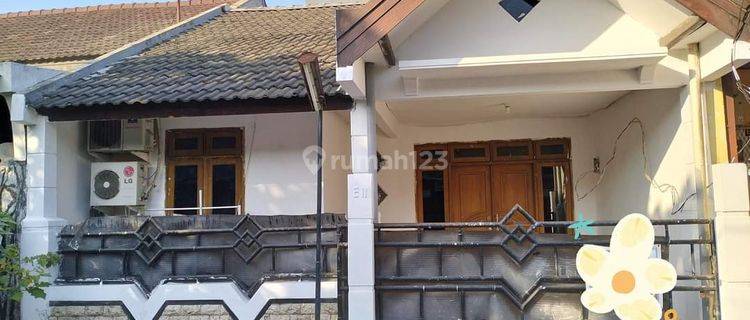 Rumah Klasik Semi Furnish  Sangat Murah Dan Sudah Shm 1