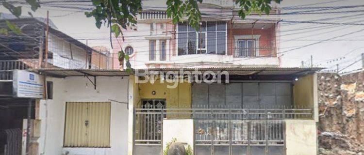 Rumah Kos 30 Kamar 2,5 Lantai Jalan Raya Tomang Cocok Investasi  1