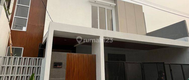 Dijual Rumah Di Bintaro Sektor 9 Tangerang Selatan 1