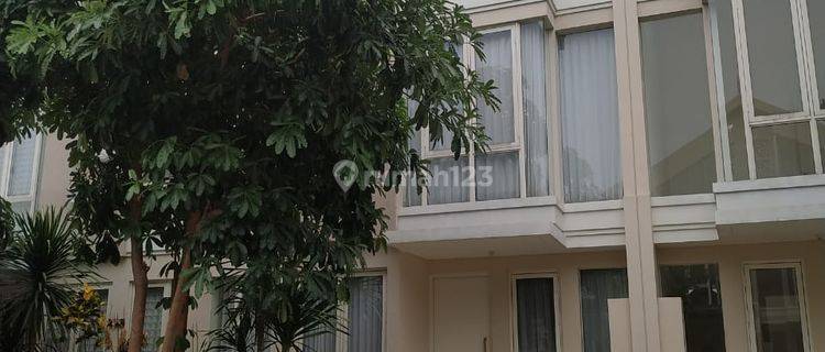 Siap Huni Rumah Pakuwon City Surabaya Timur 1