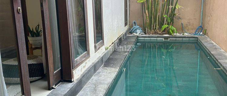 Villa For Sale In West Side Sanur 1