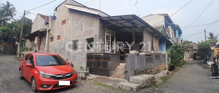 Hunian Minimalis Posisi Rumah Sudut Taman Warnasari Indah 1