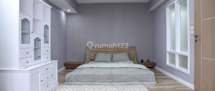 Apartement Taman Anggrek Residences Jakarta Barat Semi Furnished 1