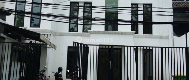 kan Rumah Di Jalan Senopati Senayan Jakarta Pusat 1