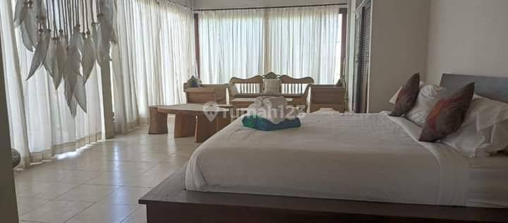 Dijual villa lokasi sriwedari ubud gianyar bali 1