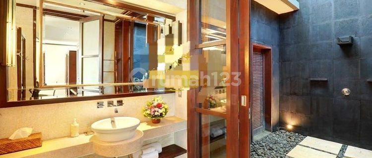 ∆ TOP URGENT FOR SALE SEA VIEW VILLA LOCATION KUTUH NUSA DUA KUTA SELATAN BADUNG 
 1