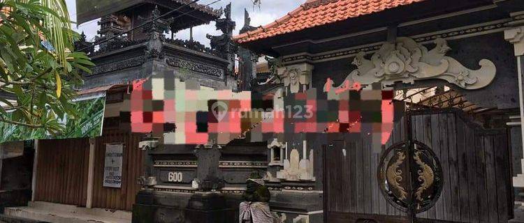 TOP URGENT DI JUAL RUMAH LOKASI KUBU ANYAR KUTA BADUNG
 1