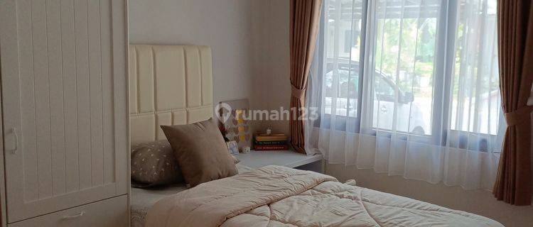 Rumah Full Furnished Design Minimalis Modern 1 1 2 Lantai di Kota Baru Parahyangan 1