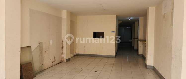 for rent shop house hayam wuruk size: 165 m (5 floors) 1