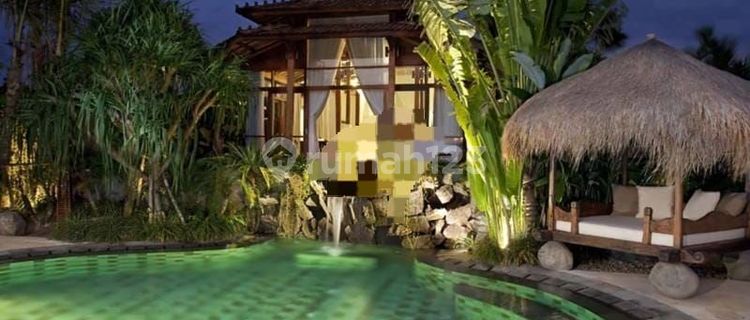 Villa Jual Lokasi Berawa 1