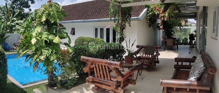 Rumah Mengwi Fully Furnished With Private Pool  1