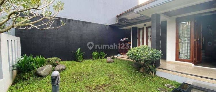 Rumah Nyaman Asri Siap Huni di Setra Duta Bandung 1