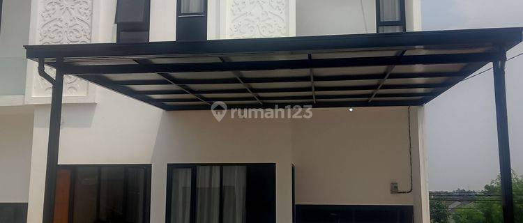 Buruan Booking Rumah Clasik 2 Lantai Super Murah  1