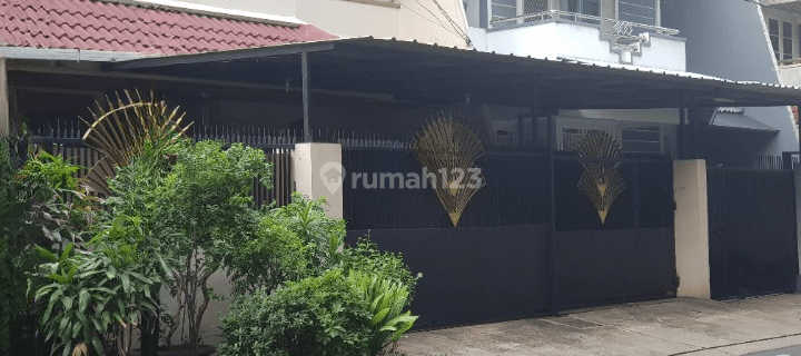 Rumah 2Lt, Bagus, 4+1BR, 200m2, SHM,Siap Huni, Sunter,JakUt (J.H) 1