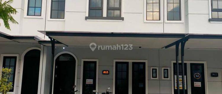 Jual Cepat Rumah Mansion Nine 
baru Gress, Modern Minimalis 1