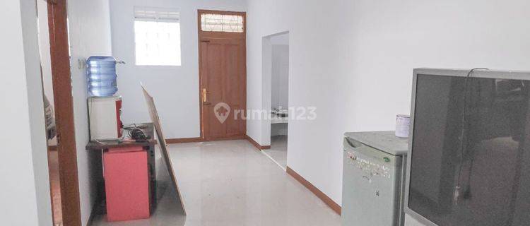 Dijual Rumah Bisa Dijadikan Tempat Usaha  Di Gatot Subroto Shm - Sertifikat Hak Milik Di Gatot Subroto, Gatot Subroto 1