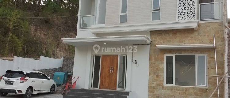 Rumah baru 2 lantai dekat BSB dan kampus UIN walisongo 1