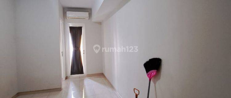 Dijual Apartemen Springlake Azolla 2BR Semi Furnished 1