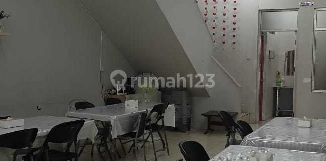 2-Story Shop House in Ratnaniaga, Kota Baru Parahyangan, Bandung 1