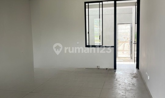 New 3-Storey Shop House in Sasakirana, Kota Baru Parahyangan 1