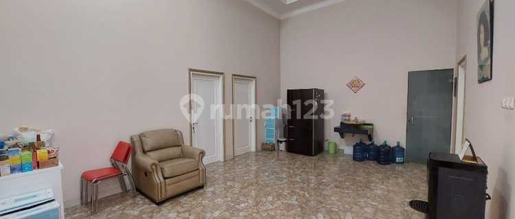 For Sale House in Venice PIK Jakut 1