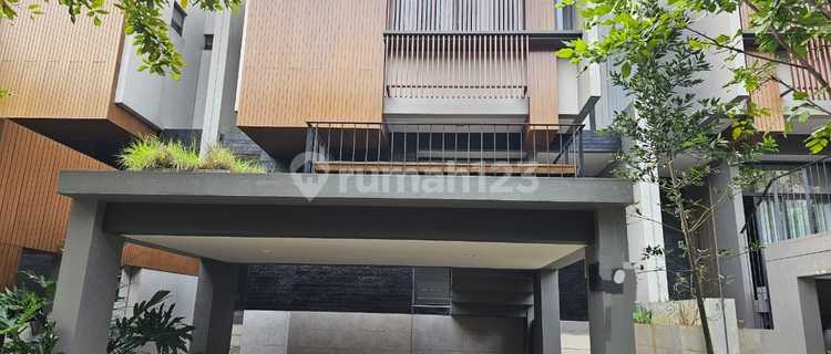 For Sale House in Green Wich Cluster, BSD Tangerang 1