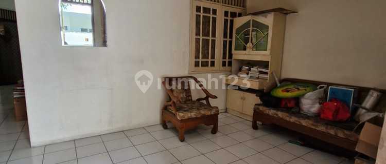 For Sale House in Taman Surya 2 West Jakarta 1