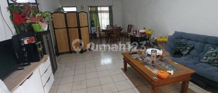 Rumah Dijual Hitung Tanah Saja di Cigadung Strategis 1