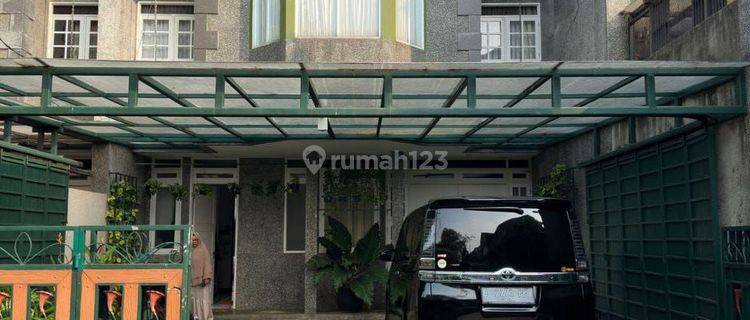 Dijual Vintage Homie House di Cipaku dengan harga menarik 1