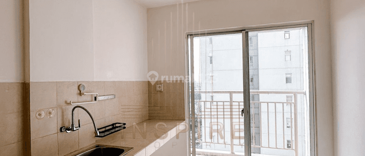 Sewa Apartemen Apartemen 1 BR Luas, Murah, Dan Bagus di Medit 2 1